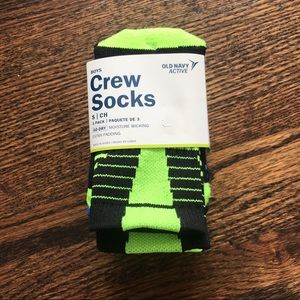 Old Navy-boys crew socks-bundle 3 pairs-S(11-13)